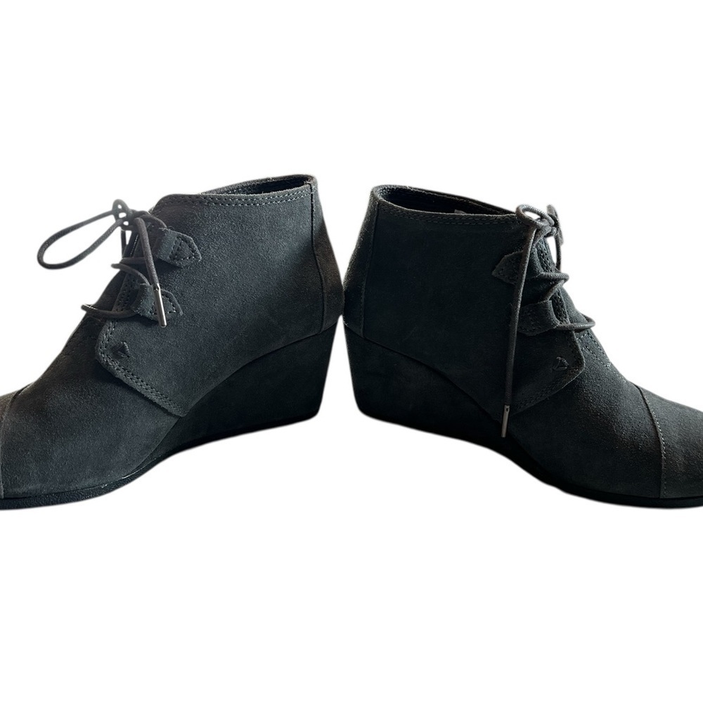 TOMS Women’s size 9.5 Kala wedge desert ankle boots in forged grey suede - Picture 4 of 9